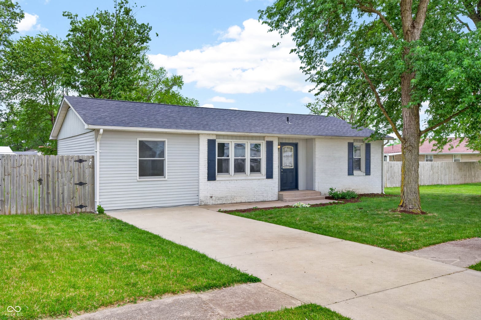 Photo of 420 N Jackson Park Drive, Seymour, IN
