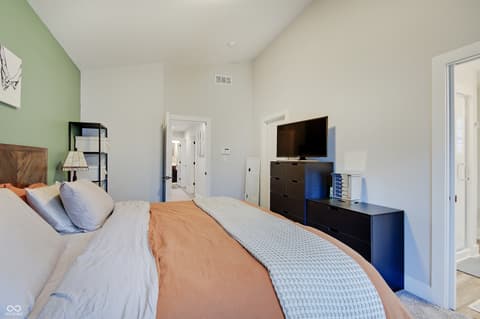 Photo of 48 Central Greens Boulevard, Indianapolis, IN