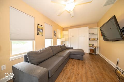Game Room — 1327 N 125 W, Franklin, IN
