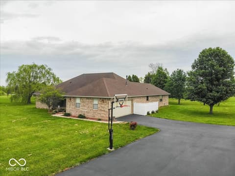 Side exterior at 1327 N 125 W, Franklin, IN