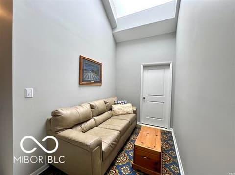 Photo of 9369 S Pointe Lasalles Drive, Bloomington, IN