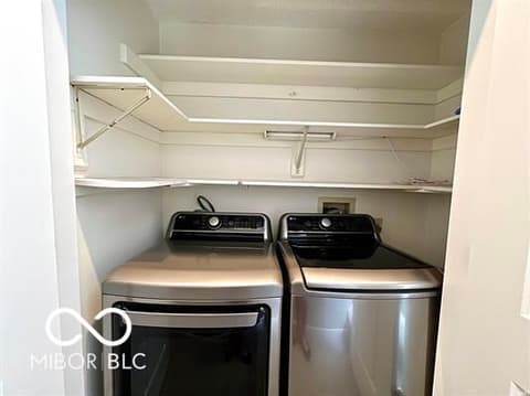 Photo of 9369 S Pointe Lasalles Drive, Bloomington, IN