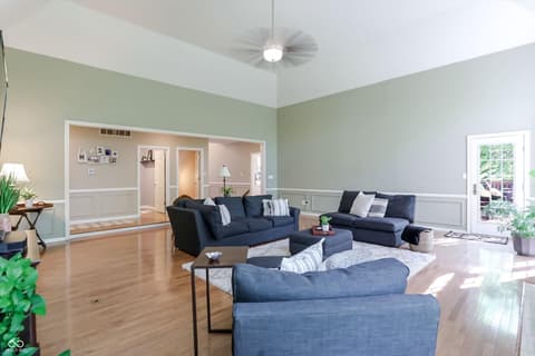 Living room at 2835 Towne Drive, Carmel, IN