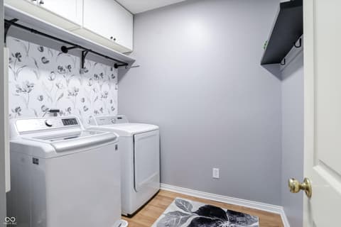 Laundry room at 2835 Towne Drive, Carmel, IN