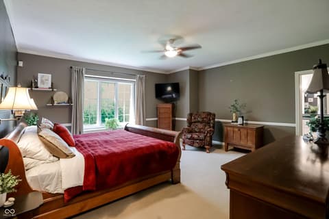 Primary bedroom at 2835 Towne Drive, Carmel, IN