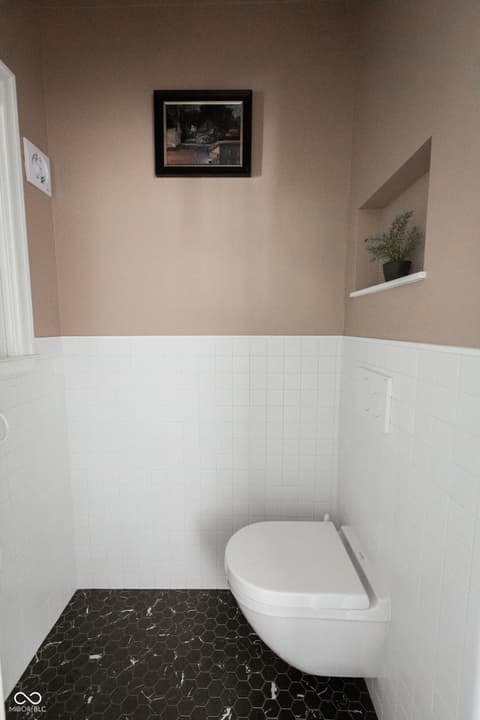 Photo of 5916 E Pleasant Run Parkway North Drive, Indianapolis, IN