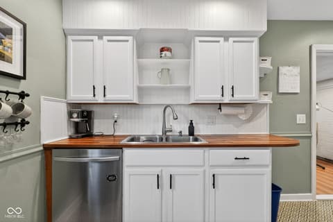 Photo of 5118 Rosslyn Avenue, Indianapolis, IN