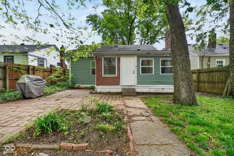 Photo of 5118 Rosslyn Avenue, Indianapolis, IN