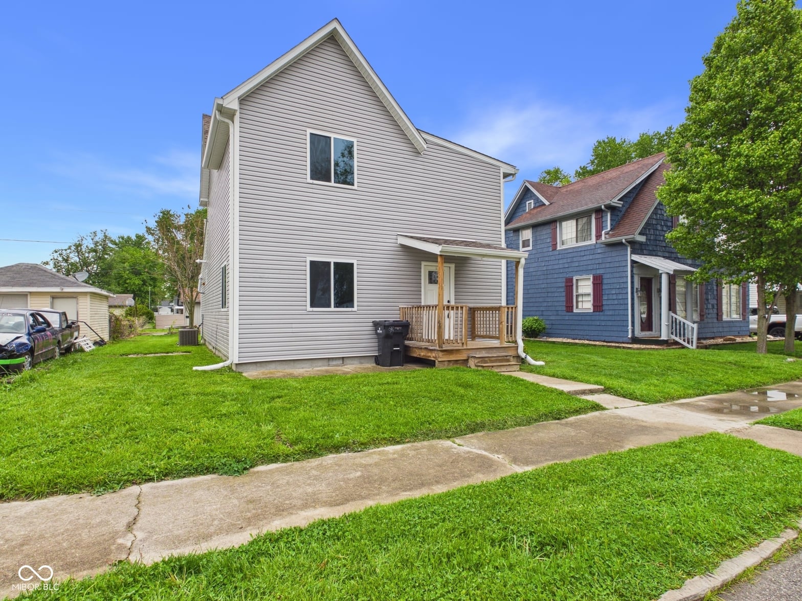 Front exterior at 508 W Monroe Street, Alexandria, IN