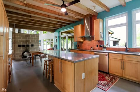 Photo of 7070 S 650 W, Columbus, IN