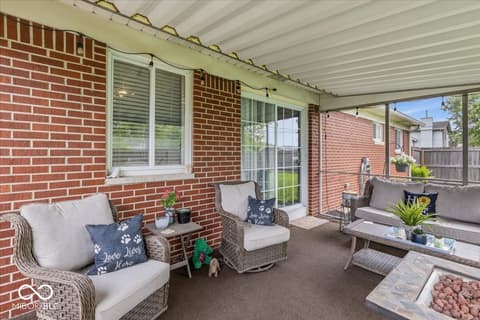 Outdoor living area at 445 Green Street, Tipton, IN