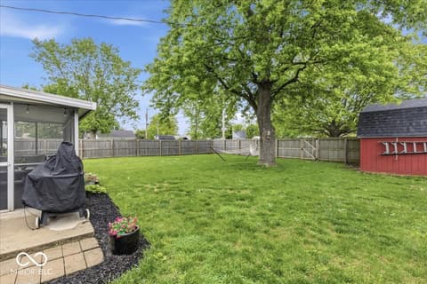 Yard at 445 Green Street, Tipton, IN