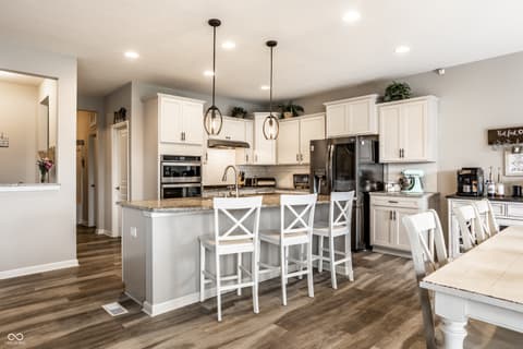 Photo of 6138 Crabapple Drive, Whitestown, IN