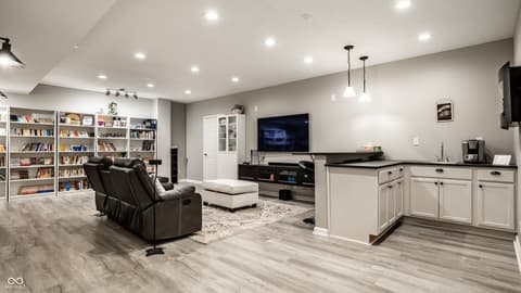 Photo of 6138 Crabapple Drive, Whitestown, IN
