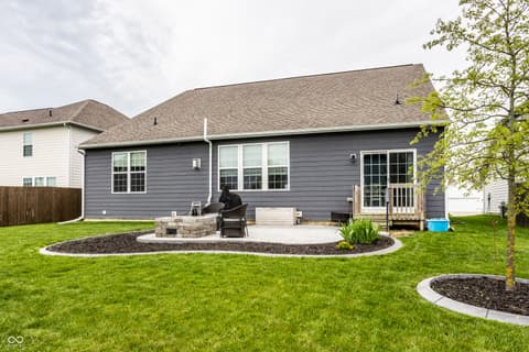Photo of 6138 Crabapple Drive, Whitestown, IN