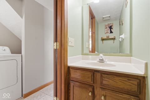 Photo of 7830 Oakshot Lane, Indianapolis, IN
