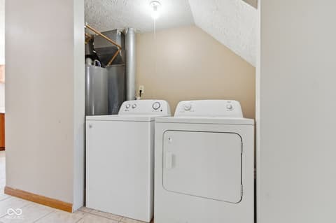 Photo of 7830 Oakshot Lane, Indianapolis, IN