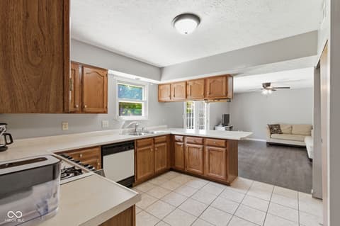 Photo of 7830 Oakshot Lane, Indianapolis, IN