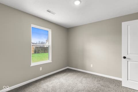 Photo of 633 W Cherry Street, Scottsburg, IN