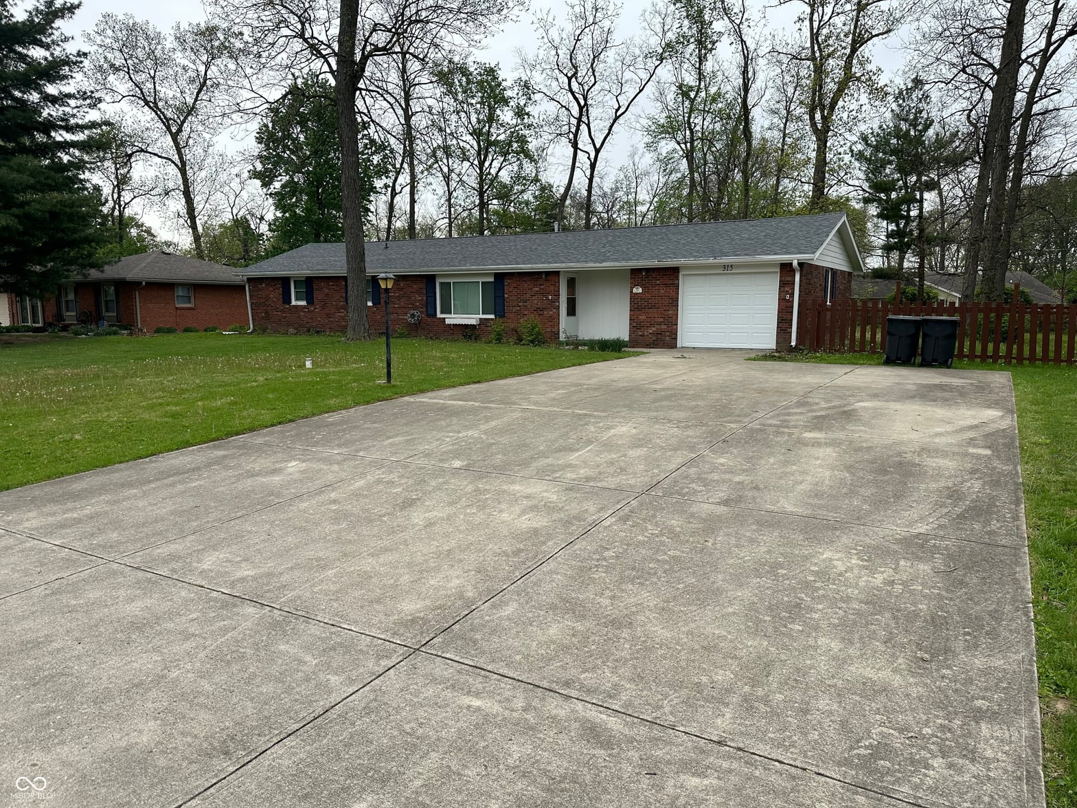 Photo of 315 Olive Street, Anderson, IN