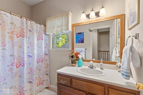 Photo of 625 S Park Ridge Road, Bloomington, IN