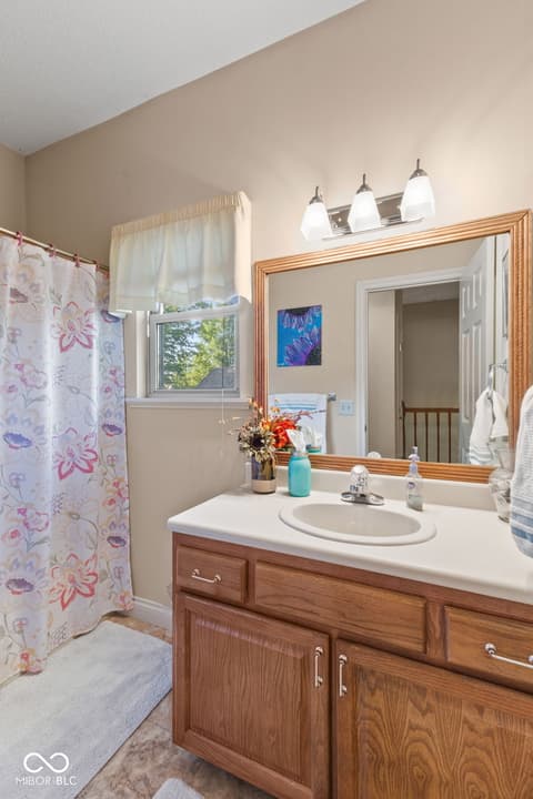 Photo of 625 S Park Ridge Road, Bloomington, IN
