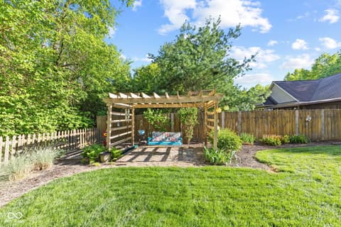 Photo of 625 S Park Ridge Road, Bloomington, IN