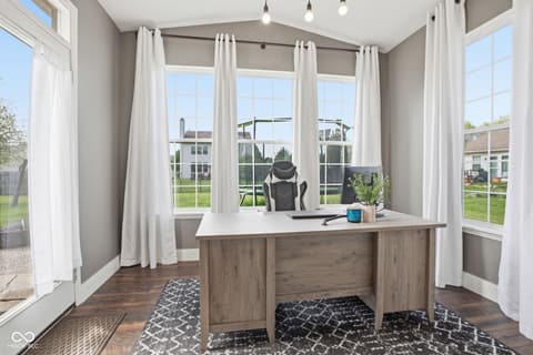Bonus room at 89 Spring Lake Drive, Westfield, IN