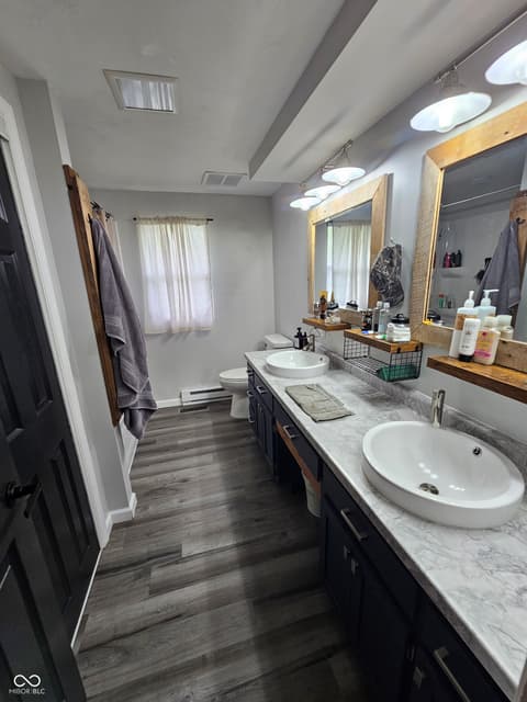 Bathroom at 1321 Oakland Drive, Anderson, IN