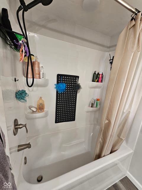 Bathroom at 1321 Oakland Drive, Anderson, IN