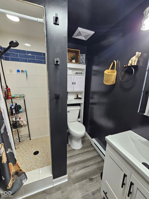 Bathroom at 1321 Oakland Drive, Anderson, IN