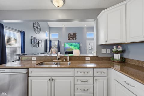 Photo of 611 Melrose Court, Greenfield, IN