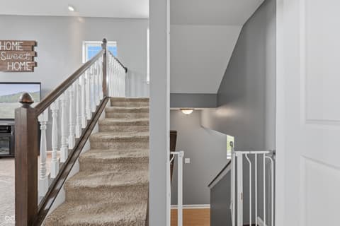 Photo of 611 Melrose Court, Greenfield, IN