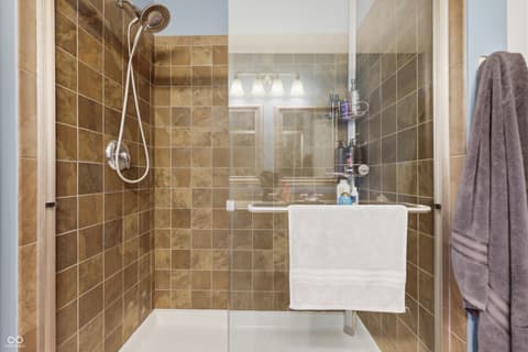 Photo of 611 Melrose Court, Greenfield, IN