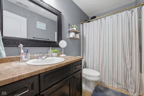 Photo of 611 Melrose Court, Greenfield, IN
