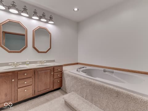 Photo of 4124 Windsor Court, Greenwood, IN