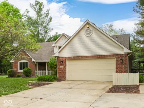 Photo of 4124 Windsor Court, Greenwood, IN
