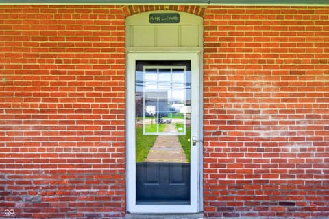 Photo of 601 W Pearl Street, Trafalgar, IN