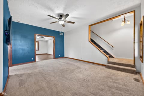 Photo of 601 W Pearl Street, Trafalgar, IN