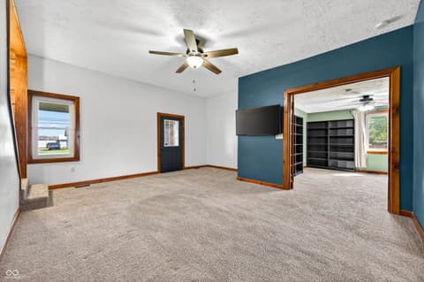 Photo of 601 W Pearl Street, Trafalgar, IN