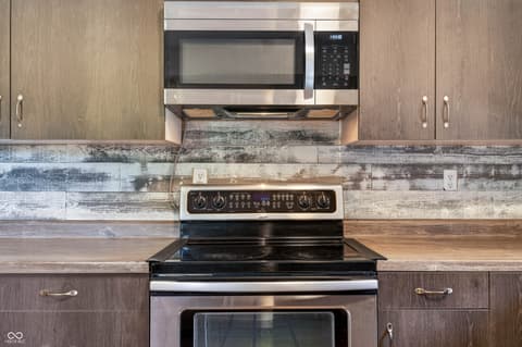 Photo of 601 W Pearl Street, Trafalgar, IN