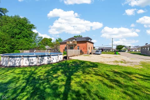 Photo of 601 W Pearl Street, Trafalgar, IN
