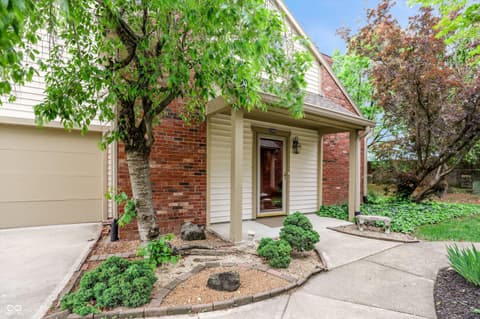 3040 Bayberry Court W