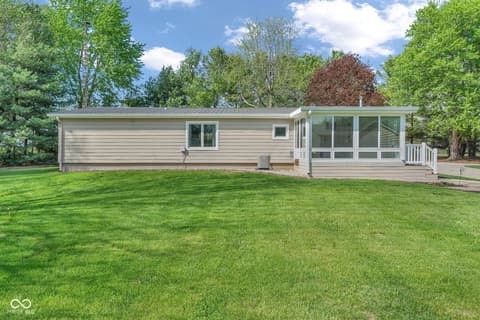 Yard at 4315 W US HIGHWAY 136, Crawfordsville, IN