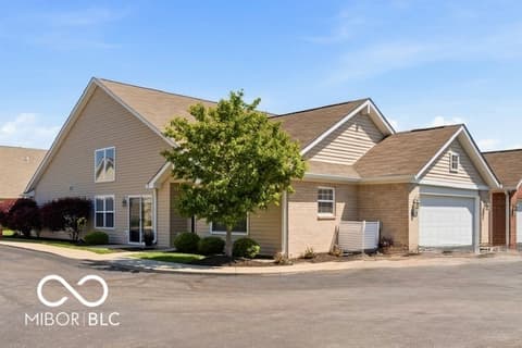 9733 Windy Lane