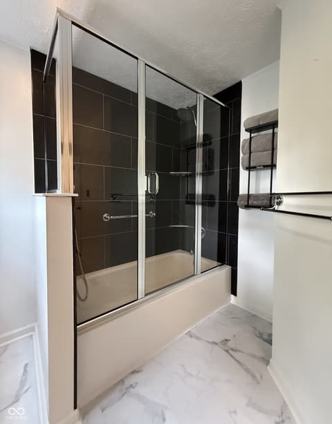 Primary bathroom at 6101 E Terhune Court, Camby, IN