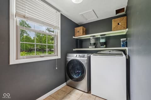 Photo of 8836 Briarclift Road, Indianapolis, IN