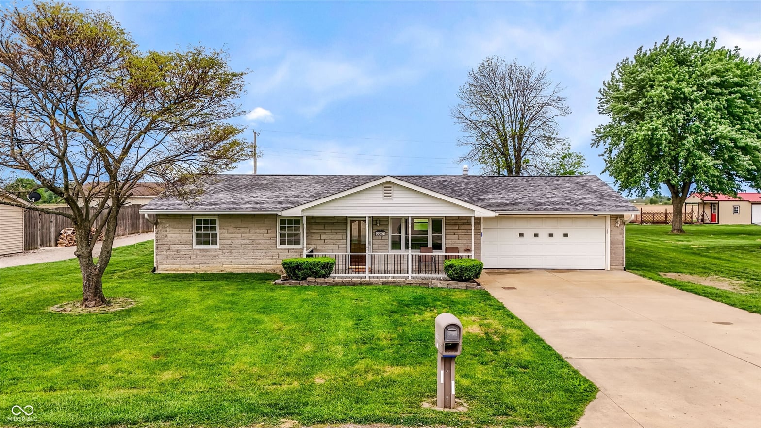 Photo of 2207 S Fairview Drive, Shelbyville, IN