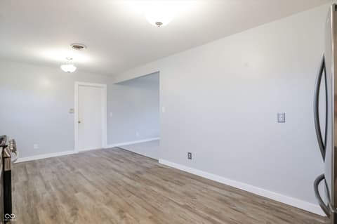 Photo of 2207 S Fairview Drive, Shelbyville, IN