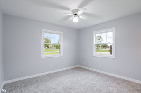 Photo of 2207 S Fairview Drive, Shelbyville, IN